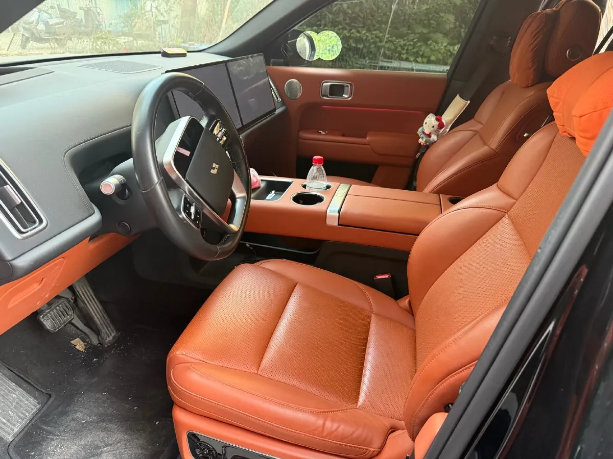 2023 Li L8 Range Extended 154HP REEV 40.9KWH,autocango,china used car exporter,china ev exporter,chinese used car exporter,chinese used ev exporter