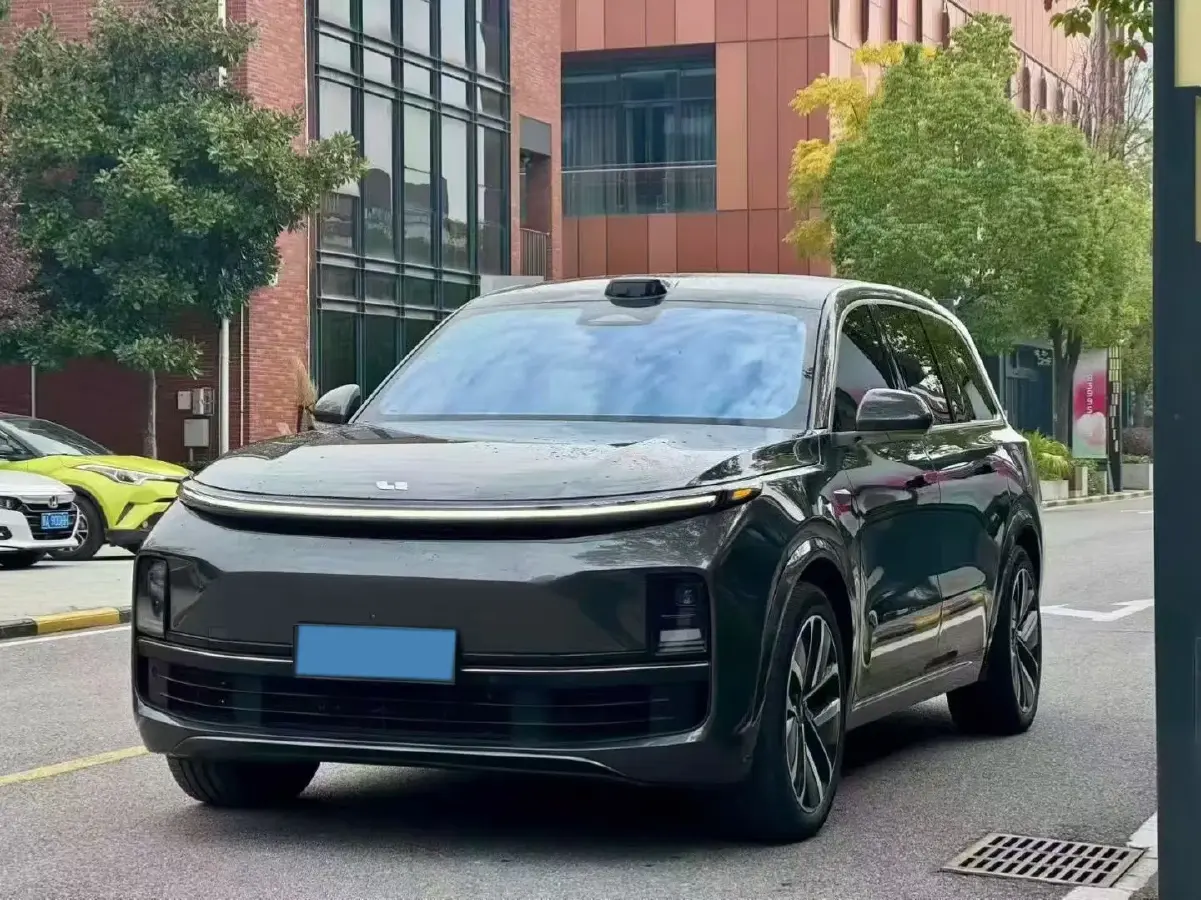 2022 Li L9 Range Extended 154HP REEV 42.6KWH