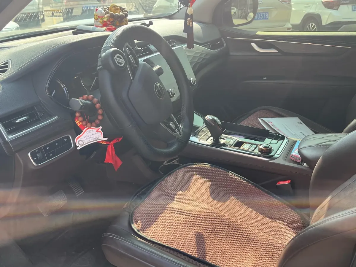 2022 Dongfeng RuiQi 7 2.3T 166HP L4 8AT,autocango,china used car exporter,china ev exporter,chinese used car exporter,chinese used ev exporter