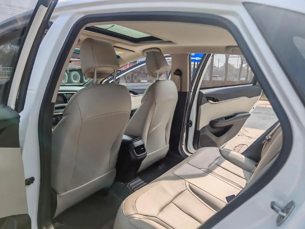 2020 Buick Encore 1.0T 125HP L3 6AT,autocango,china used car exporter,china ev exporter,chinese used car exporter,chinese used ev exporter