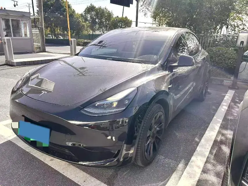 2022 Tesla Model Y BEV 60KWH