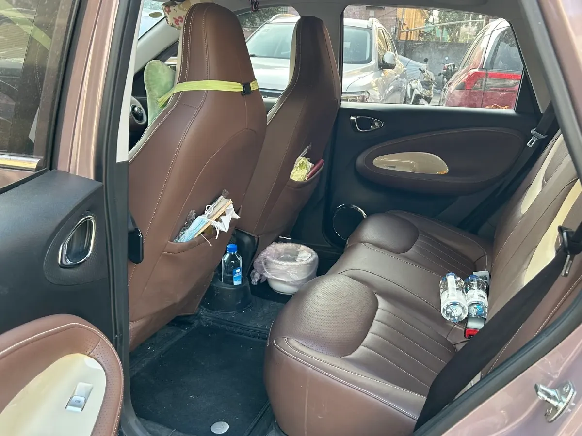 2023 WuLing BinGuo BEV 31.9KWH,autocango,china used car exporter,china ev exporter,chinese used car exporter,chinese used ev exporter