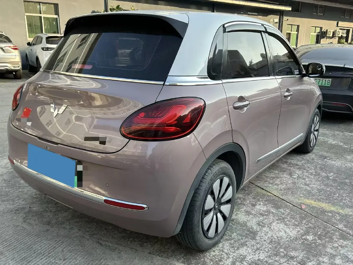 2023 WuLing BinGuo BEV 31.9KWH,autocango,china used car exporter,china ev exporter,chinese used car exporter,chinese used ev exporter
