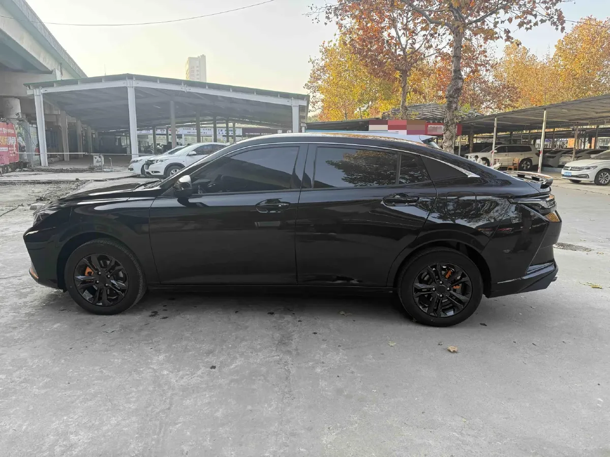 2023 DongFeng Aeolus YiXuan 1.5L 125HP L4 6DCT,autocango,china used car exporter,china ev exporter,chinese used car exporter,chinese used ev exporter