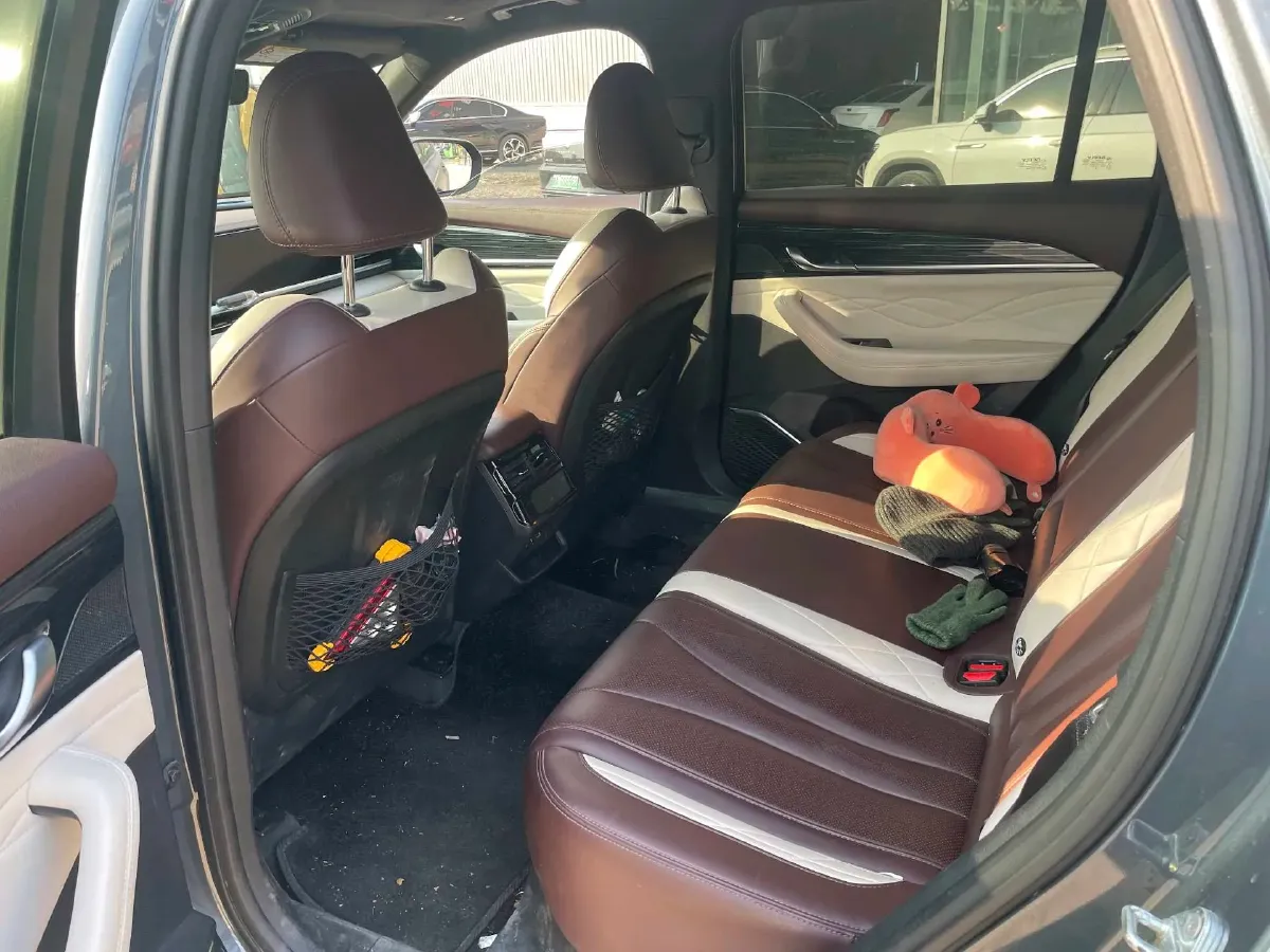 2021 Geely Monjaro 2.0T 238HP L4 8AT,autocango,china used car exporter,china ev exporter,chinese used car exporter,chinese used ev exporter