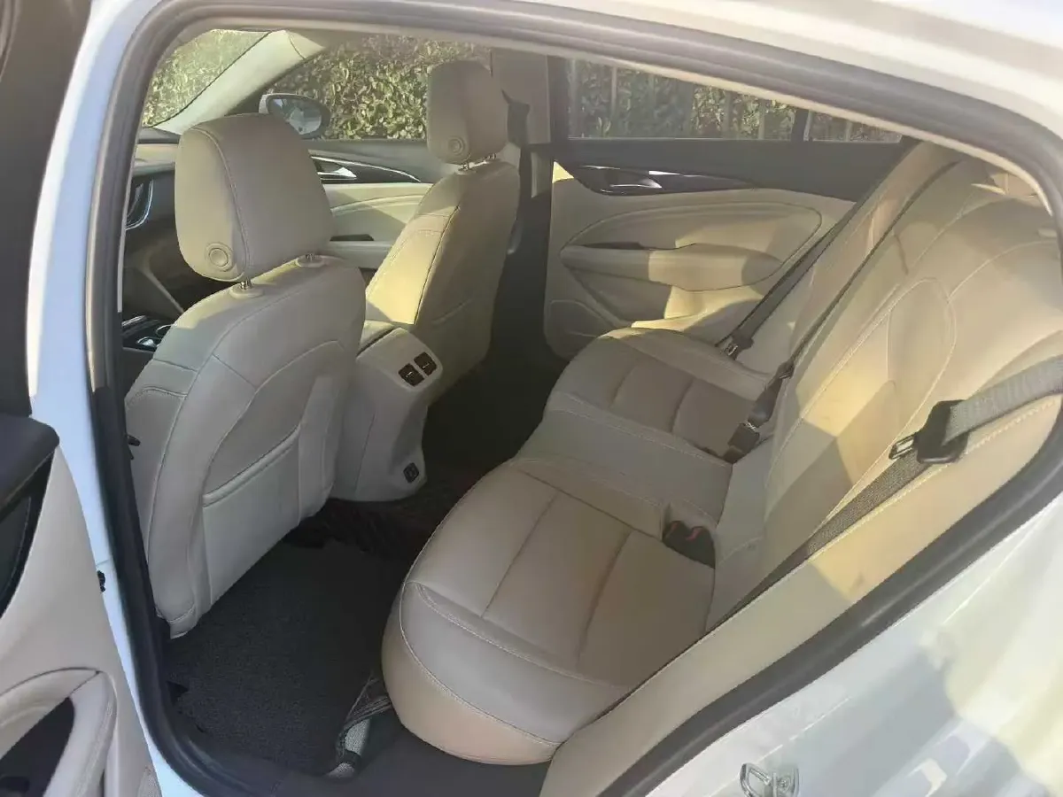 2020 Buick Regal 1.5T 169HP L4 9AT,autocango,china used car exporter,china ev exporter,chinese used car exporter,chinese used ev exporter