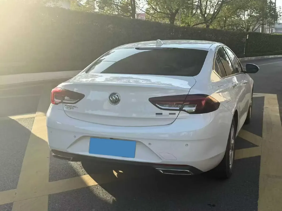 2020 Buick Regal 1.5T 169HP L4 9AT,autocango,china used car exporter,china ev exporter,chinese used car exporter,chinese used ev exporter