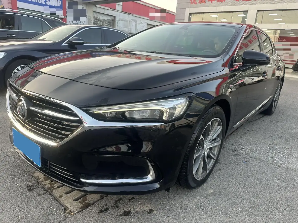 2019 Buick Larcosse 2.0T 241HP L4 9AT