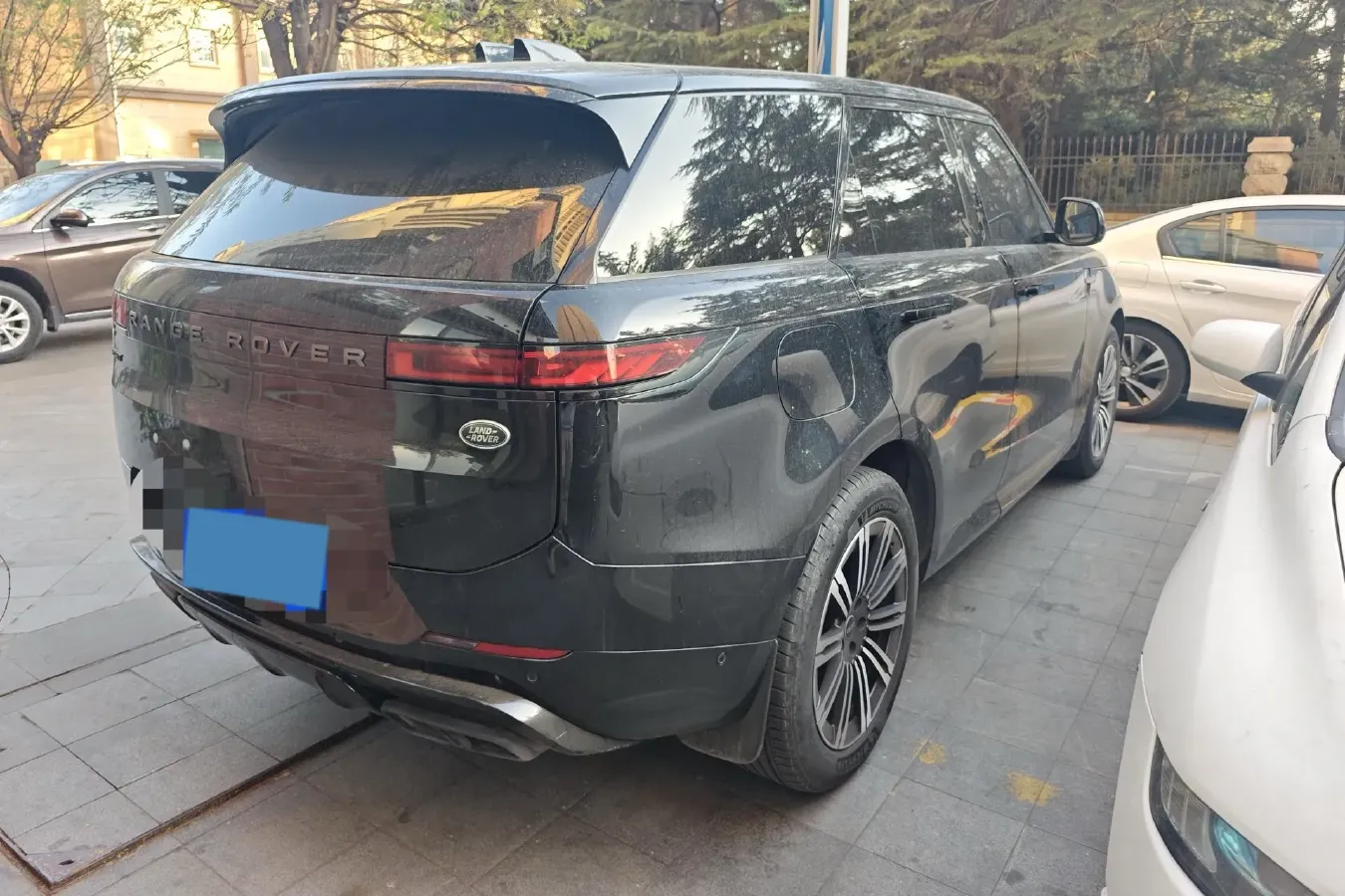 2023 Land Rover Range Rover Sport 3.0T 400HP L6 8AT,autocango,china used car exporter,china ev exporter,chinese used car exporter,chinese used ev exporter