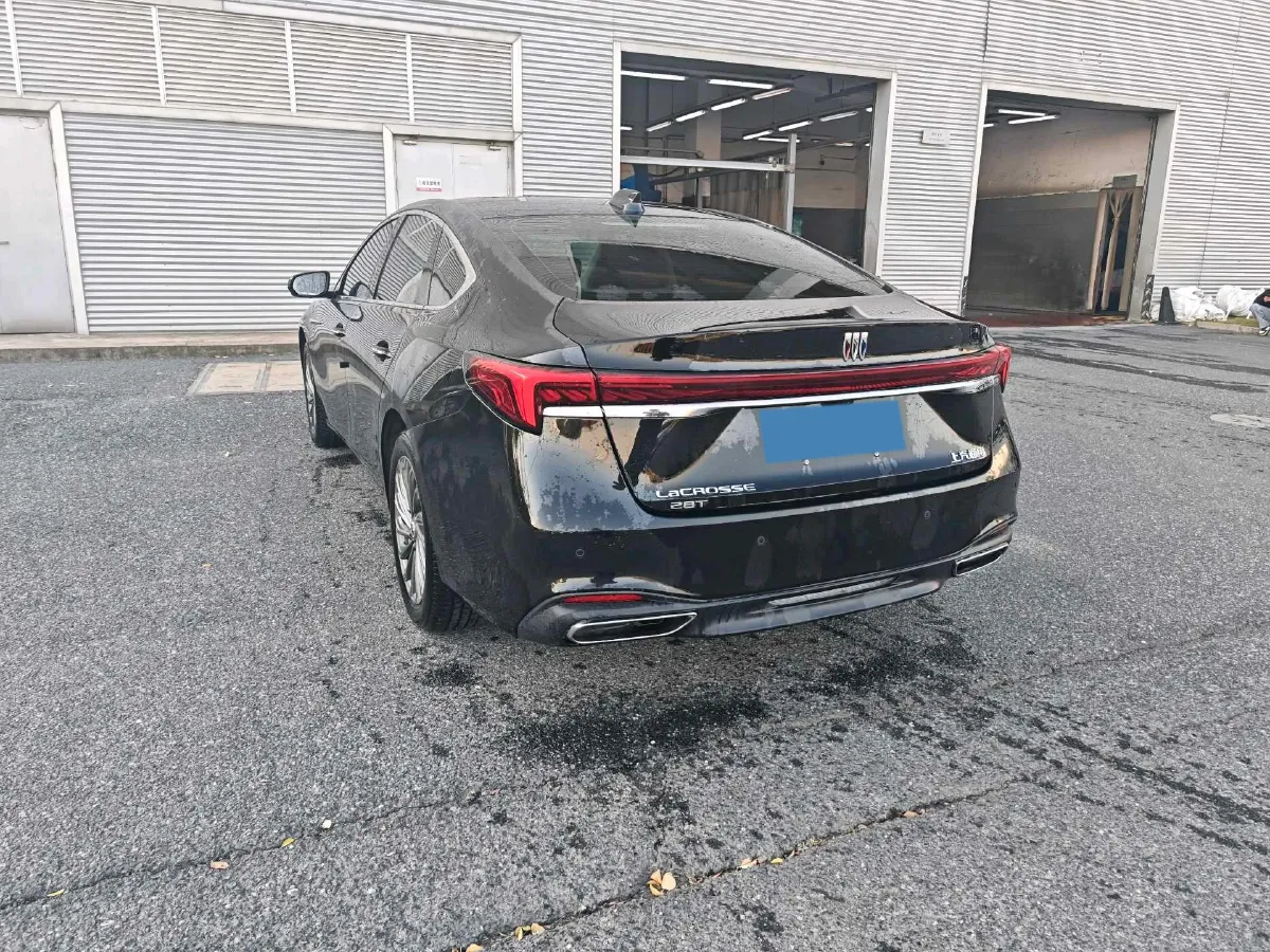 2025 Buick Larcosse 2.0T 237HP L4 9AT,autocango,china used car exporter,china ev exporter,chinese used car exporter,chinese used ev exporter