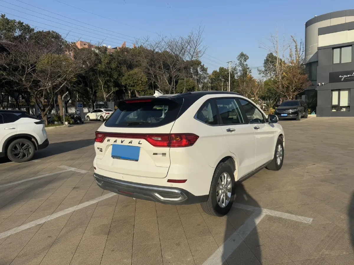 2021 Haval M6 1.5T 150HP L4 7DCT,autocango,china used car exporter,china ev exporter,chinese used car exporter,chinese used ev exporter