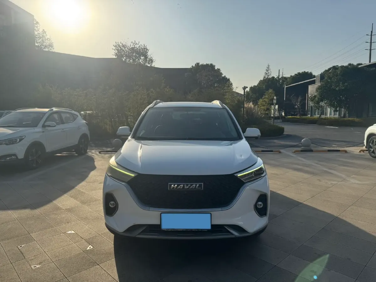 2021 Haval M6 1.5T 150HP L4 7DCT,autocango,china used car exporter,china ev exporter,chinese used car exporter,chinese used ev exporter