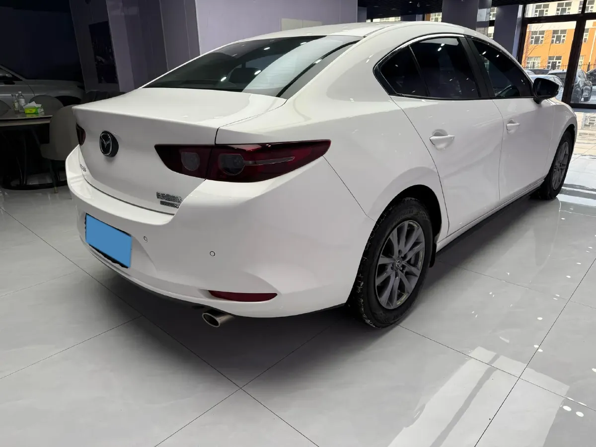 2022 Mazda 3 Axela 1.5L 117HP L4 6AT,autocango,china used car exporter,china ev exporter,chinese used car exporter,chinese used ev exporter