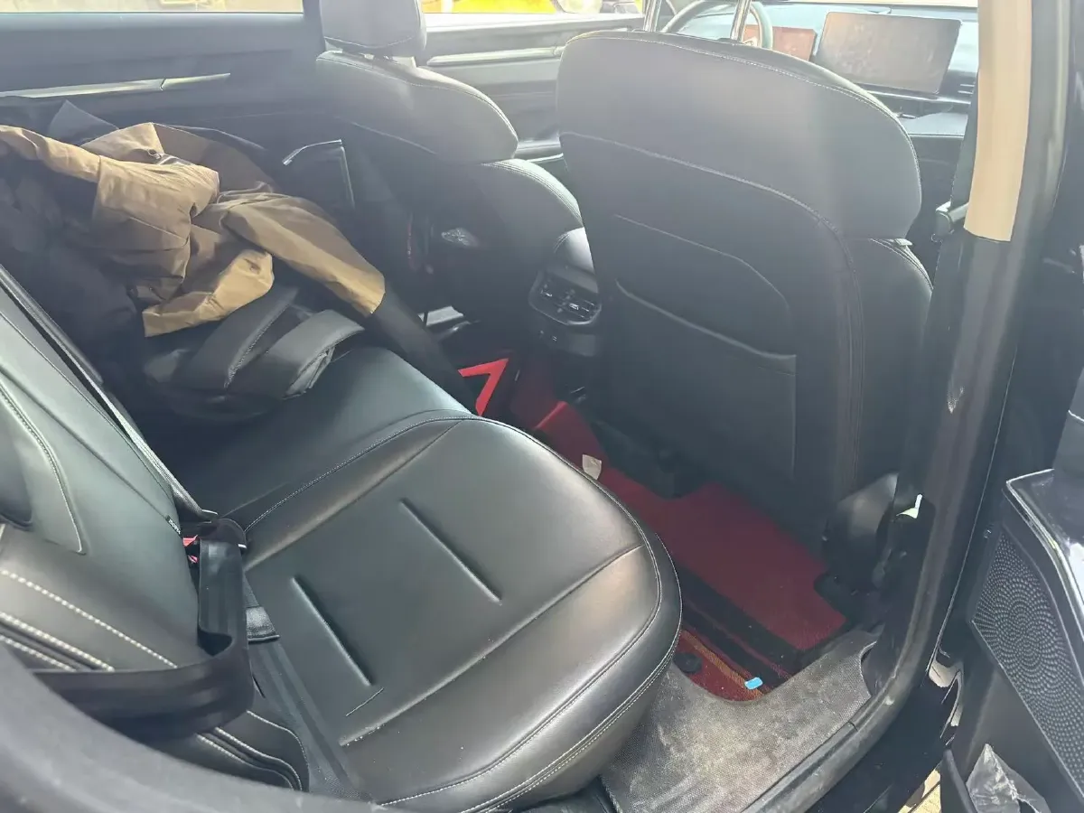 2021 Haval H6 2.0T 211HP L4 7DCT,autocango,china used car exporter,china ev exporter,chinese used car exporter,chinese used ev exporter