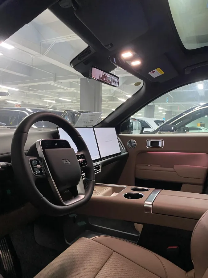 2025 Li L9 Range Extended 154HP REEV,autocango,china used car exporter,china ev exporter,chinese used car exporter,chinese used ev exporter