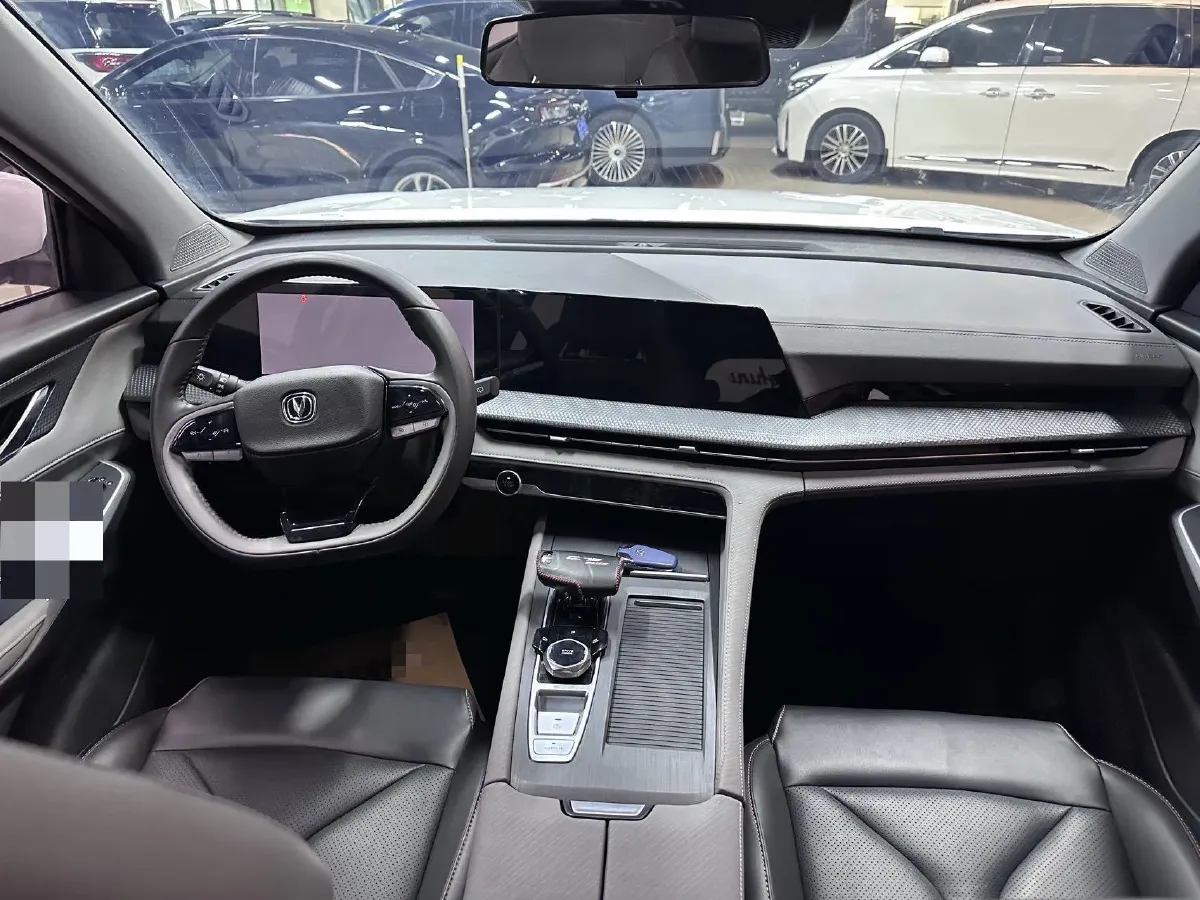 2022 ChangAn CS75 Plus 1.5T 188HP L4 8AT,autocango,china used car exporter,china ev exporter,chinese used car exporter,chinese used ev exporter