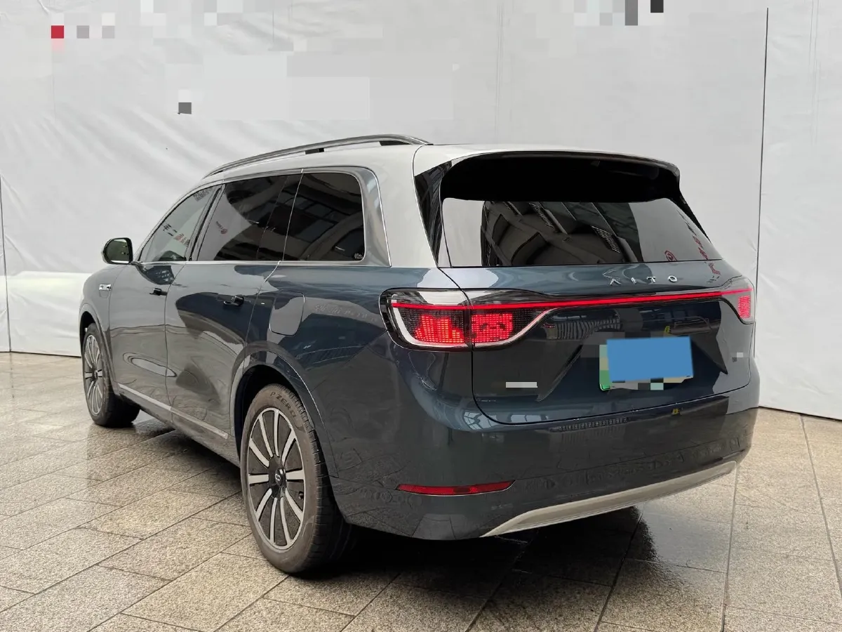 2024 AITO AITO M9 1.5T 152HP L4 REEV 42KWH,autocango,china used car exporter,china ev exporter,chinese used car exporter,chinese used ev exporter