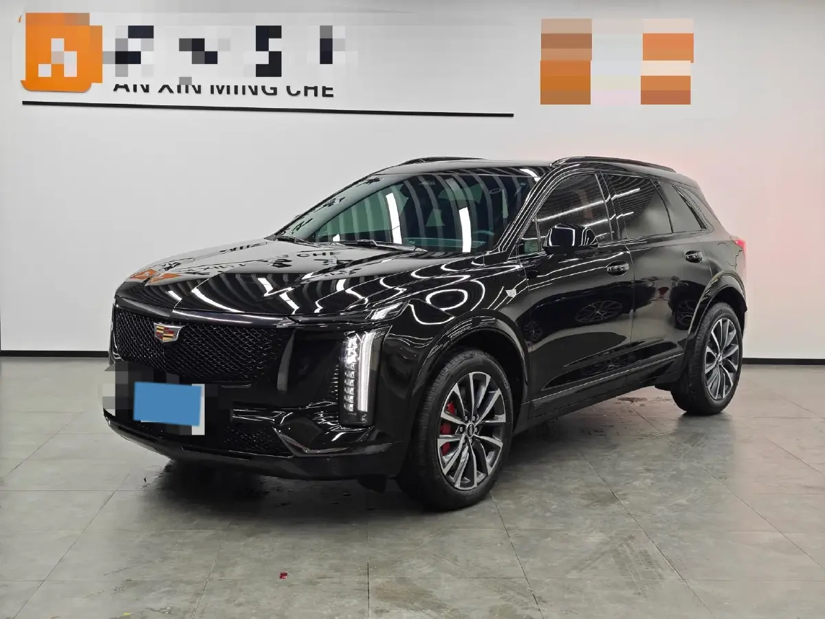 2025 Cadillac XT5 2.0T 237HP L4 9AT