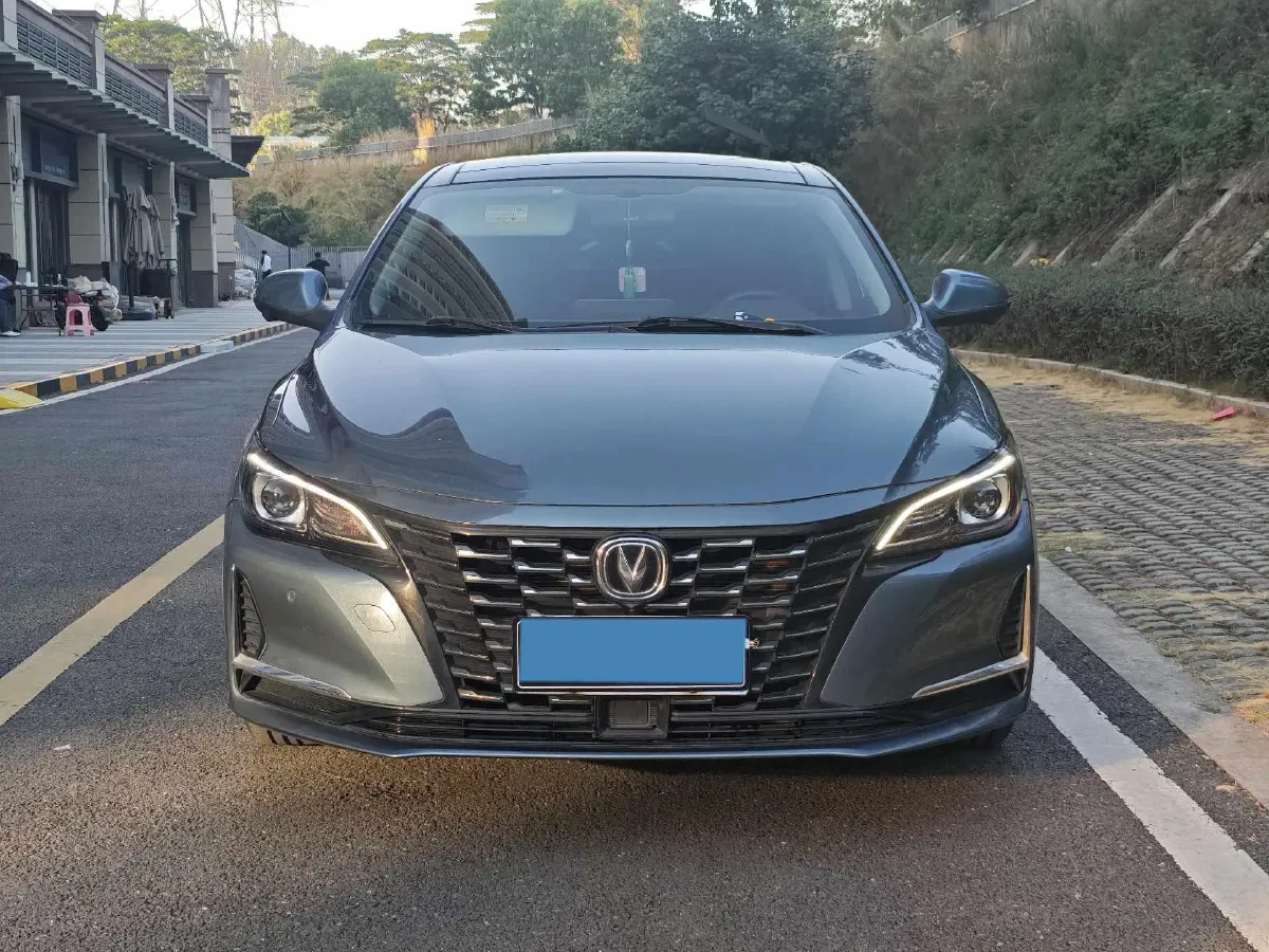 2022 ChangAn Raeton CC 1.5T 188HP L4 7DCT,autocango,china used car exporter,china ev exporter,chinese used car exporter,chinese used ev exporter