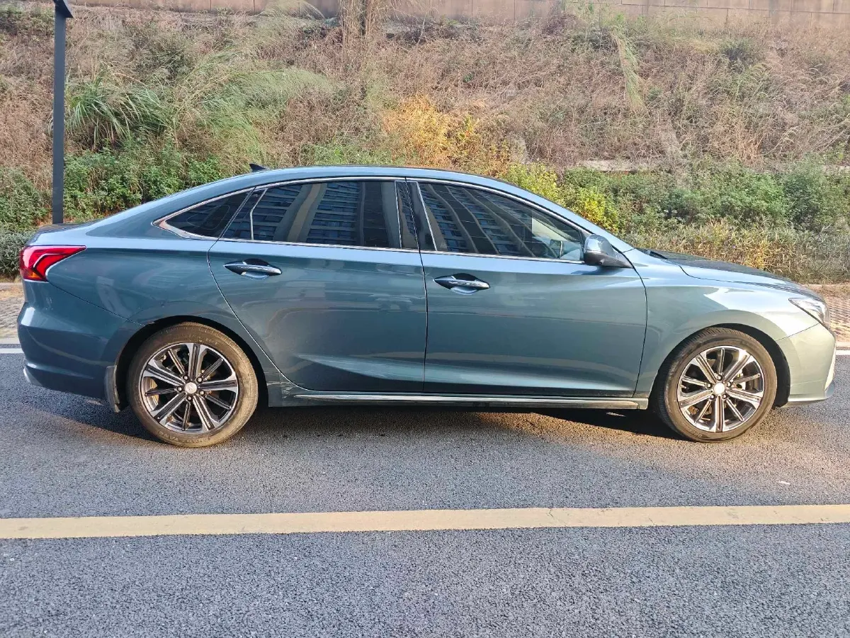 2022 ChangAn Raeton CC 1.5T 188HP L4 7DCT,autocango,china used car exporter,china ev exporter,chinese used car exporter,chinese used ev exporter