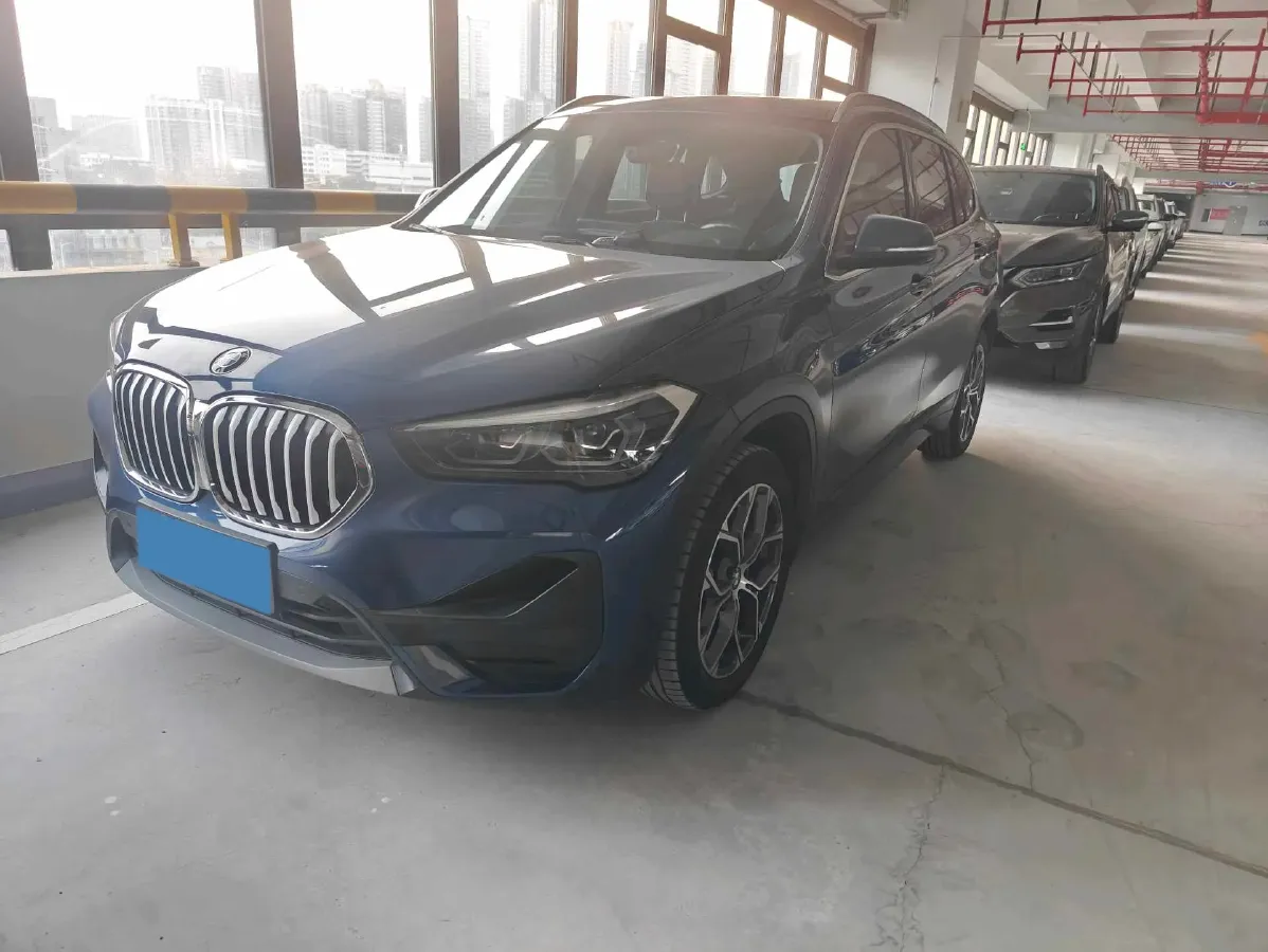 2022 BMW X1 1.5T 140HP L3 7DCT,autocango,china used car exporter,china ev exporter,chinese used car exporter,chinese used ev exporter