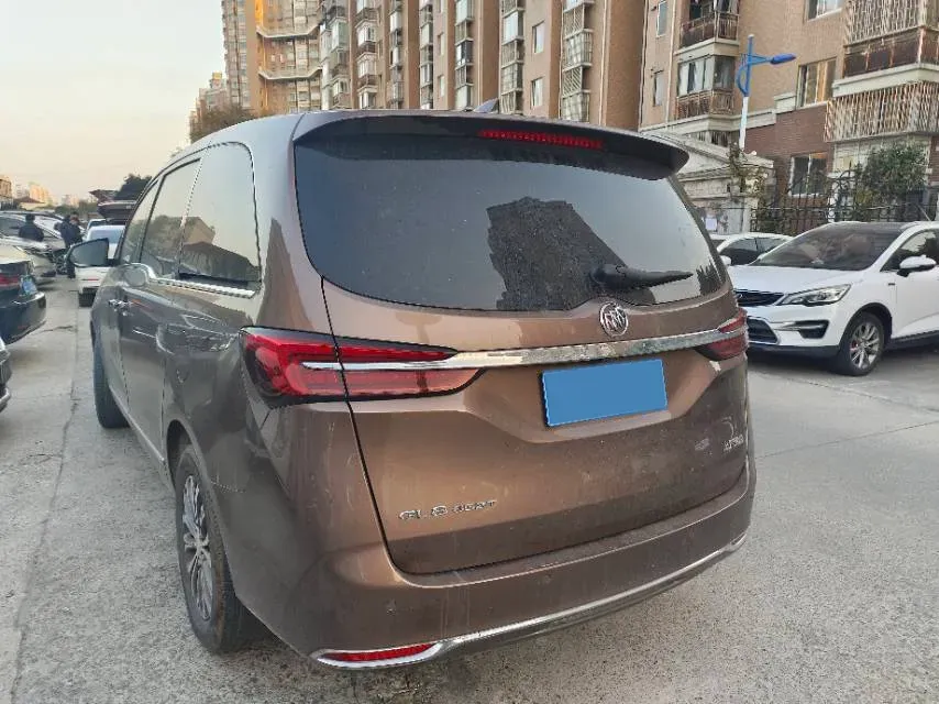 2021 Buick GL8 2.0T 237HP L4 9AT,autocango,china used car exporter,china ev exporter,chinese used car exporter,chinese used ev exporter