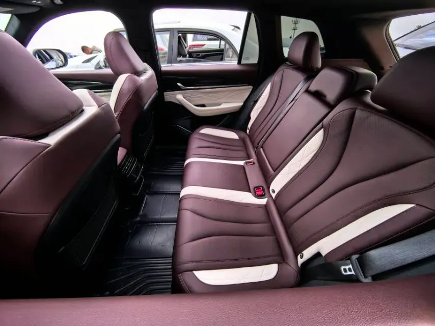 2021 Geely Monjaro 2.0T 218HP L4 7DCT,autocango,china used car exporter,china ev exporter,chinese used car exporter,chinese used ev exporter