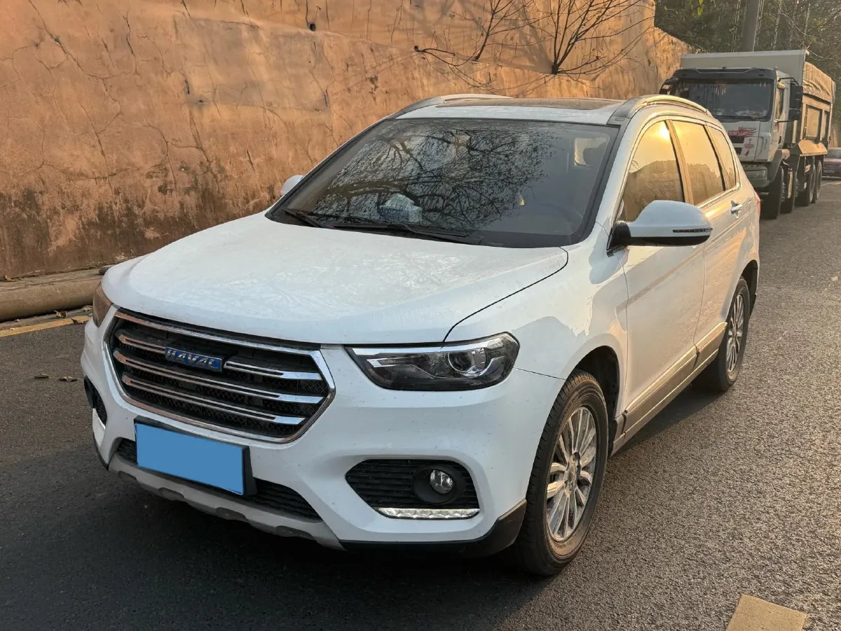 2018 Haval H6 1.5T 150HP L4 6MT,autocango,china used car exporter,china ev exporter,chinese used car exporter,chinese used ev exporter