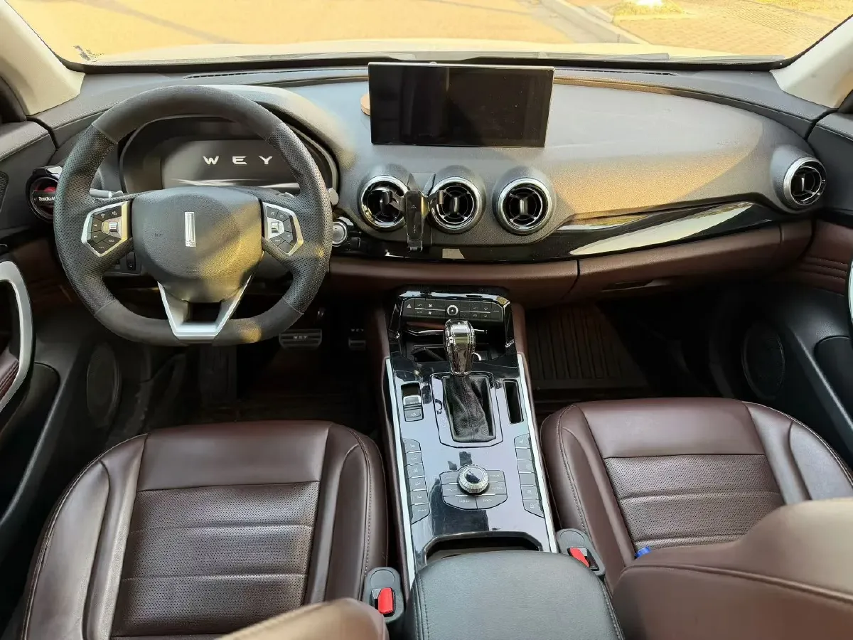 2017 WEY VV7 2.0T 234HP L4 7DCT,autocango,china used car exporter,china ev exporter,chinese used car exporter,chinese used ev exporter