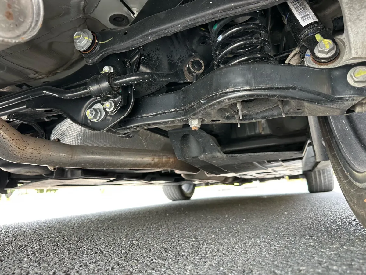 2022 ChangAn UNI-T 2.0T 233HP L4 8AT,autocango,china used car exporter,china ev exporter,chinese used car exporter,chinese used ev exporter