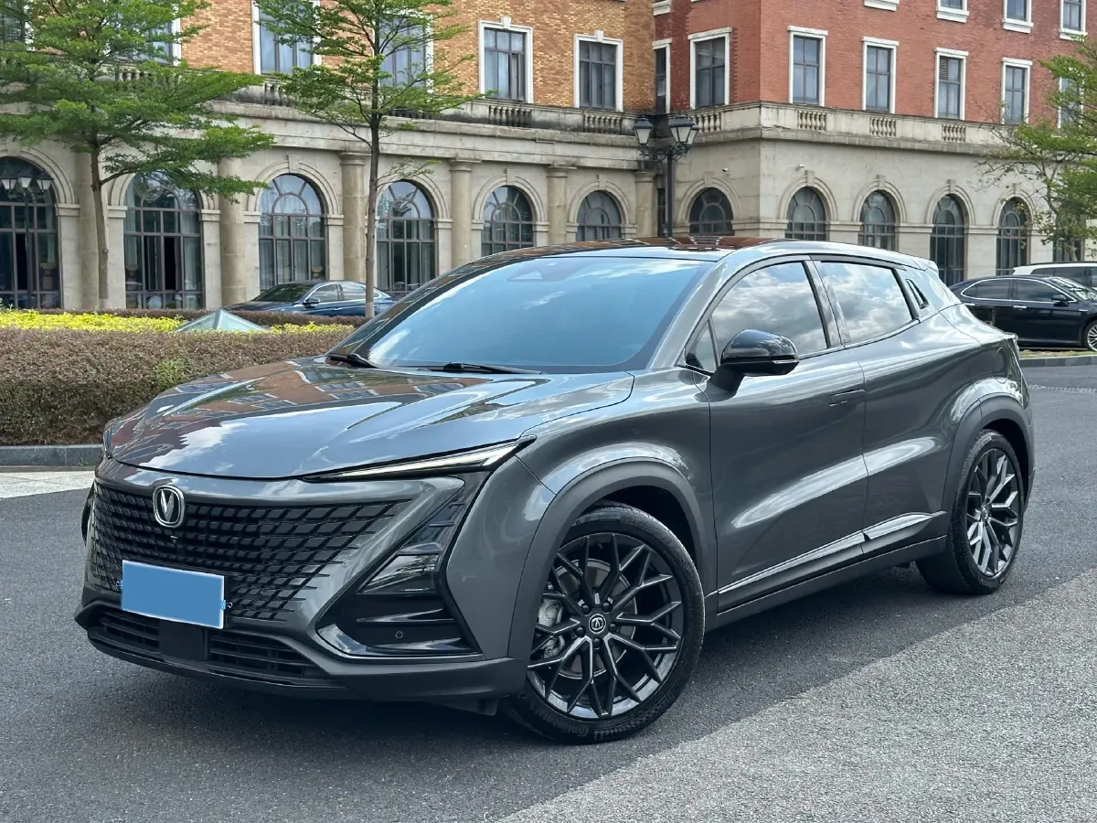 2022 ChangAn UNI-T 2.0T 233HP L4 8AT,autocango,china used car exporter,china ev exporter,chinese used car exporter,chinese used ev exporter