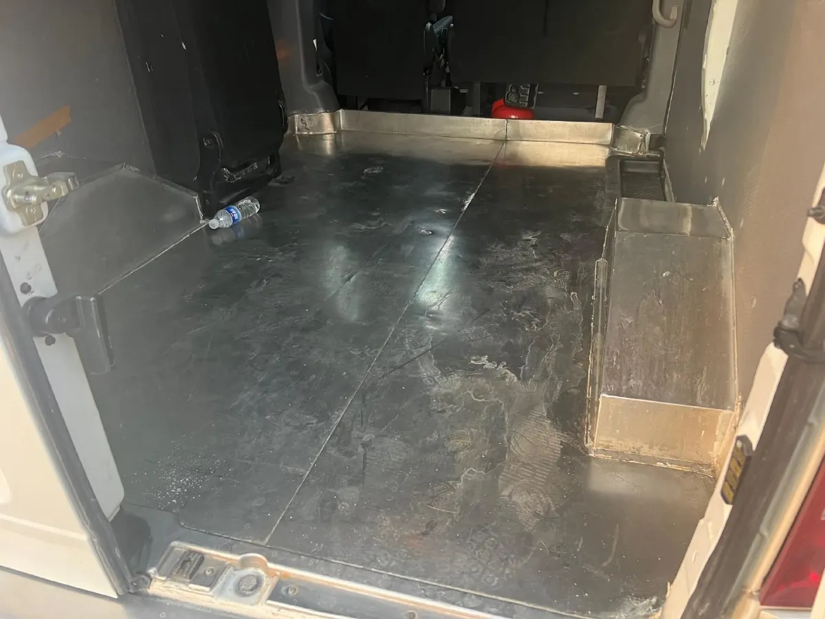 2024 SinoTruck VGV PioneerV 2.0T 140HP L4 6MT,autocango,china used car exporter,china ev exporter,chinese used car exporter,chinese used ev exporter