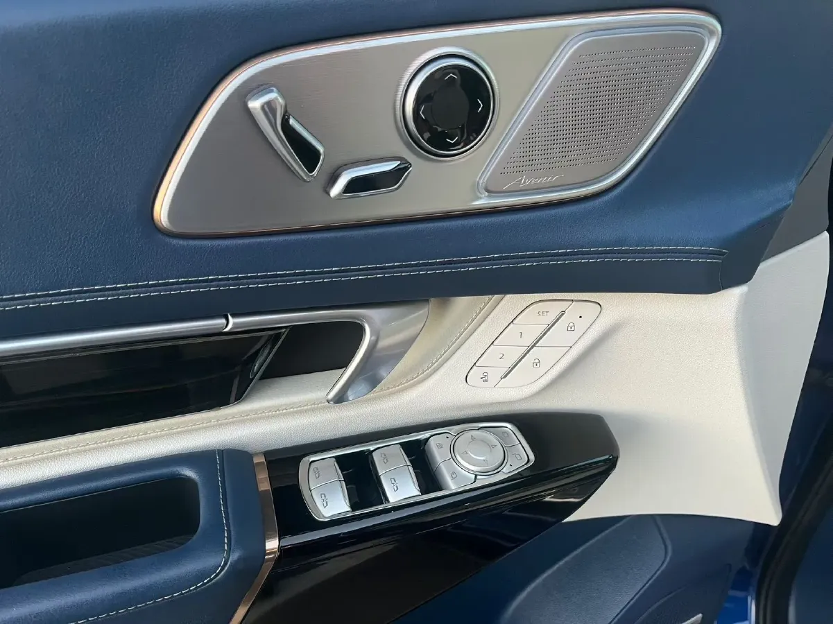 2023 Buick Century 2.0T 237HP L4 9AT,autocango,china used car exporter,china ev exporter,chinese used car exporter,chinese used ev exporter