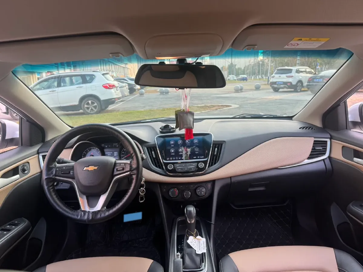 2022 Chevrolet Monza 1.5L 113HP L4 6AT,autocango,china used car exporter,china ev exporter,chinese used car exporter,chinese used ev exporter