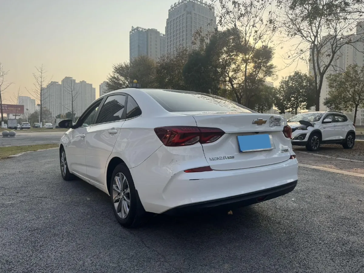 2022 Chevrolet Monza 1.5L 113HP L4 6AT,autocango,china used car exporter,china ev exporter,chinese used car exporter,chinese used ev exporter