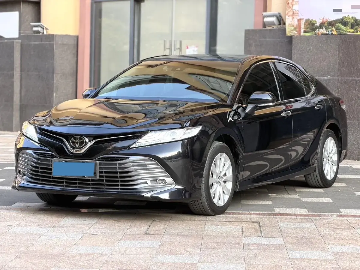 2019 Toyota Camry 2.0L 178HP L4 CVT