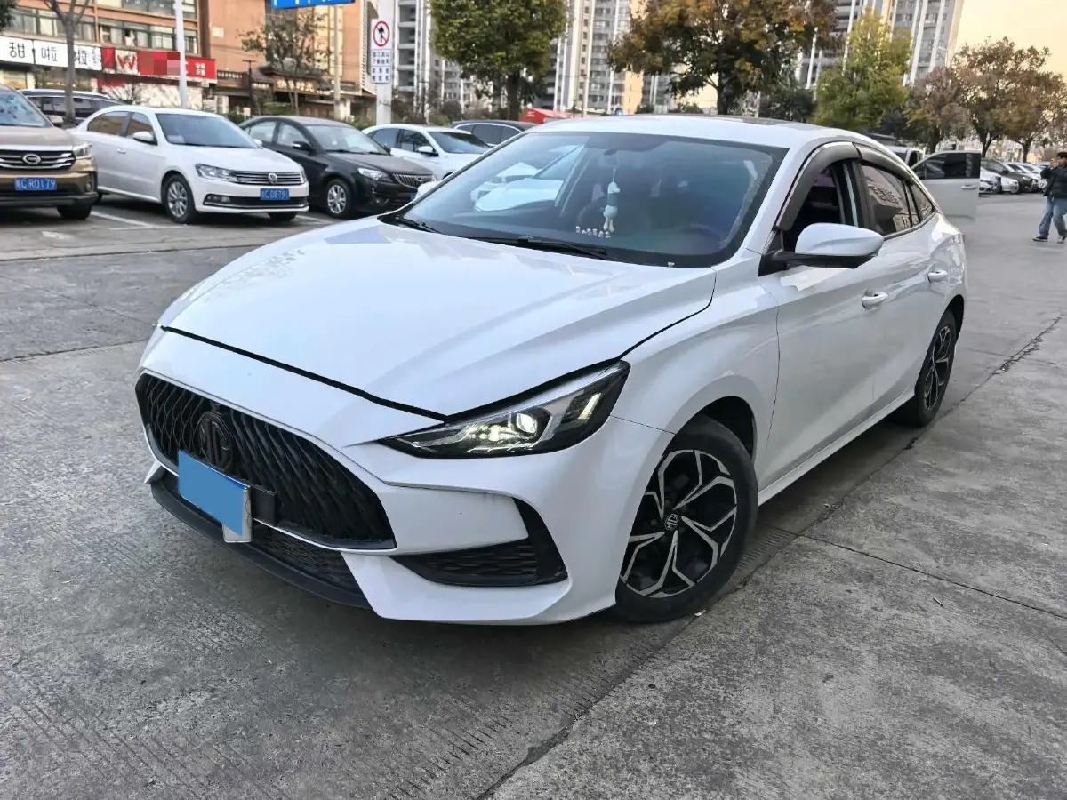 2021 MG 5 1.5L 120HP L4 CVT