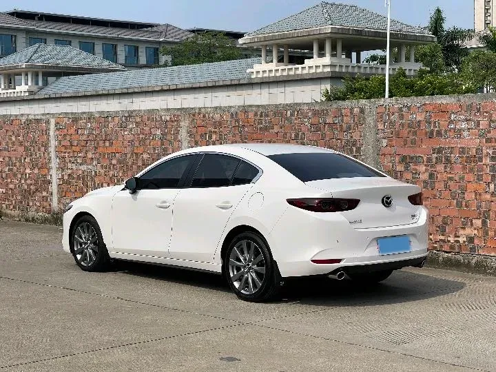 2023 Mazda 3 Axela 2.0L 158HP L4 6AT,autocango,china used car exporter,china ev exporter,chinese used car exporter,chinese used ev exporter