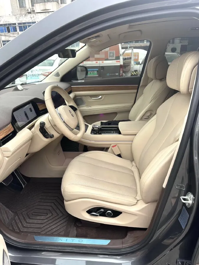 2024 AITO AITO M7 1.5T 152HP L4 REEV 40KWH,autocango,china used car exporter,china ev exporter,chinese used car exporter,chinese used ev exporter