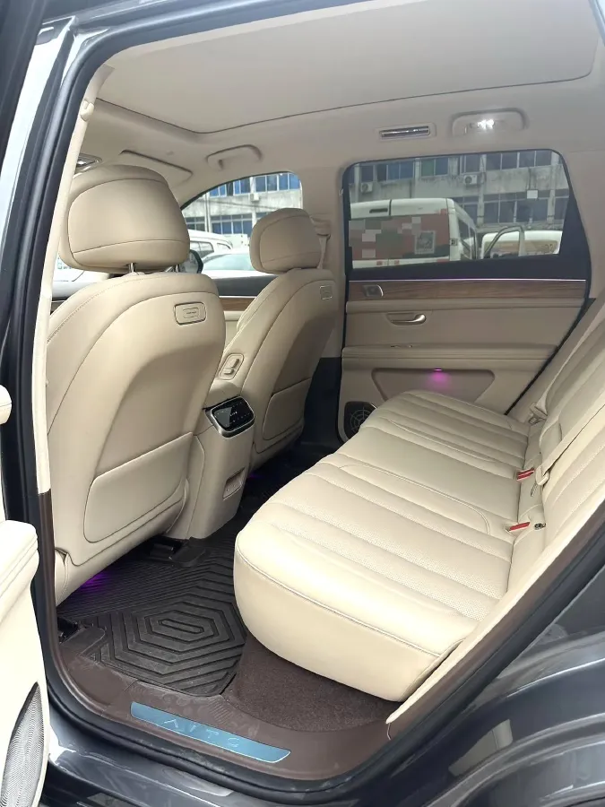 2024 AITO AITO M7 1.5T 152HP L4 REEV 40KWH,autocango,china used car exporter,china ev exporter,chinese used car exporter,chinese used ev exporter