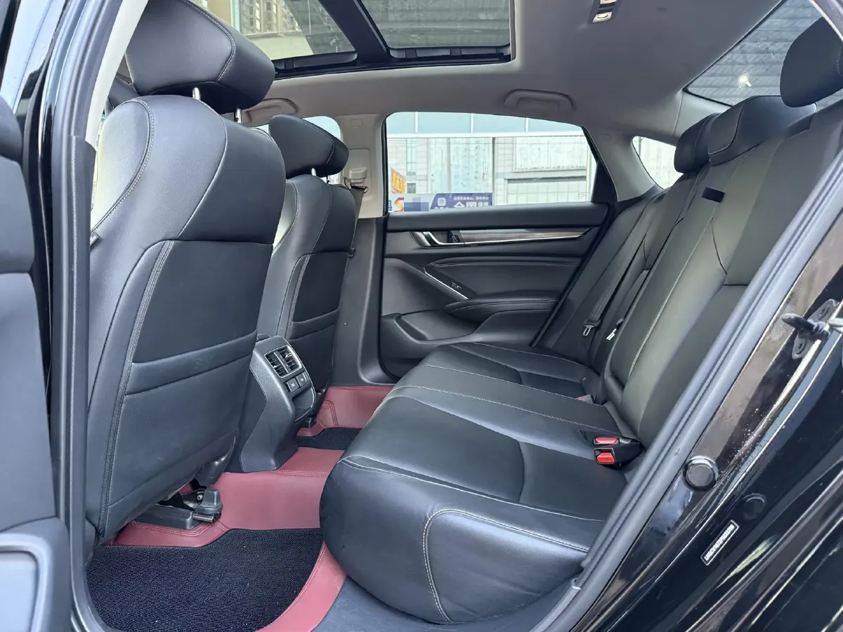 2022 Honda Accord 1.5T 194HP L4 CVT,autocango,china used car exporter,china ev exporter,chinese used car exporter,chinese used ev exporter