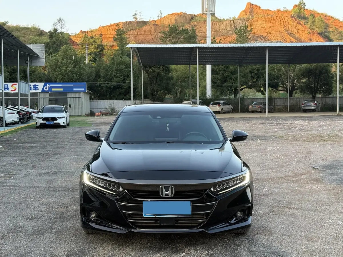 2022 Honda Accord 1.5T 194HP L4 CVT,autocango,china used car exporter,china ev exporter,chinese used car exporter,chinese used ev exporter