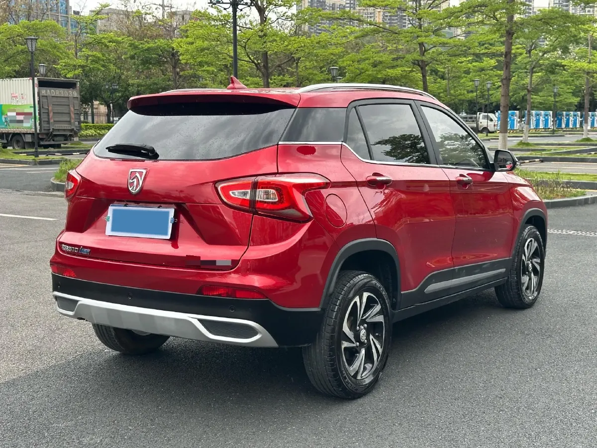 2017 BaoJun 510 1.5L 112HP L4 5AMT,autocango,china used car exporter,china ev exporter,chinese used car exporter,chinese used ev exporter