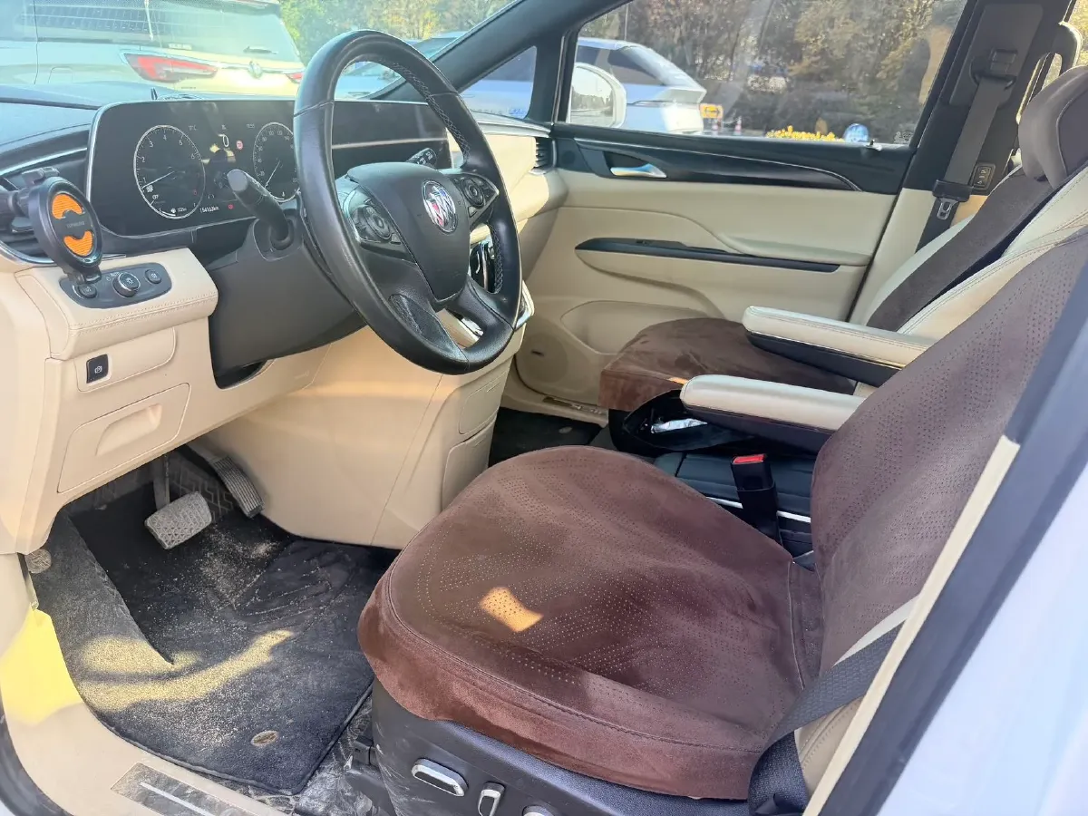 2022 Buick GL8 2.0T 237HP L4 9AT,autocango,china used car exporter,china ev exporter,chinese used car exporter,chinese used ev exporter