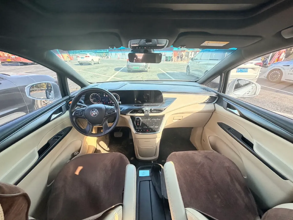 2022 Buick GL8 2.0T 237HP L4 9AT,autocango,china used car exporter,china ev exporter,chinese used car exporter,chinese used ev exporter