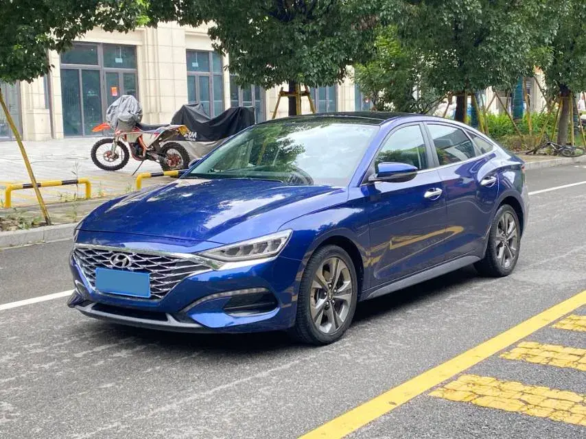 2019 Hyundai La Festa 1.6T 190HP L4 7DCT