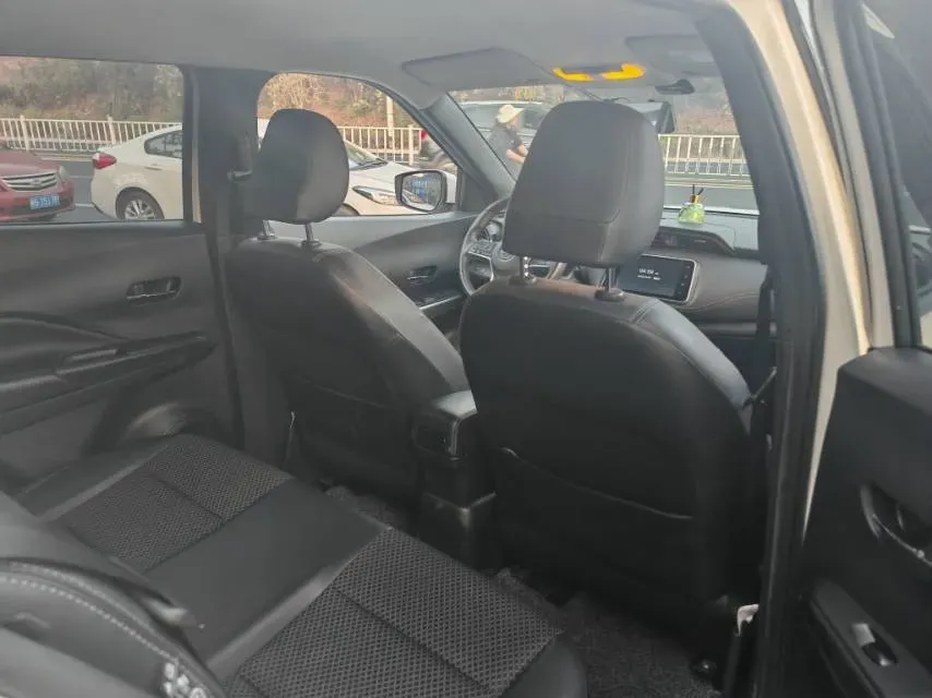 2019 Nissan Kicks 1.5L 124HP L4 CVT,autocango,china used car exporter,china ev exporter,chinese used car exporter,chinese used ev exporter