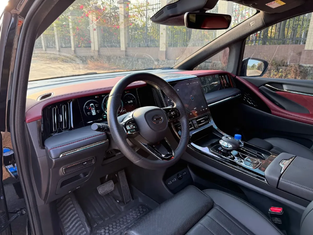 2024 GAC Trumpchi M8 2.0T 252HP L4 8AT,autocango,china used car exporter,china ev exporter,chinese used car exporter,chinese used ev exporter