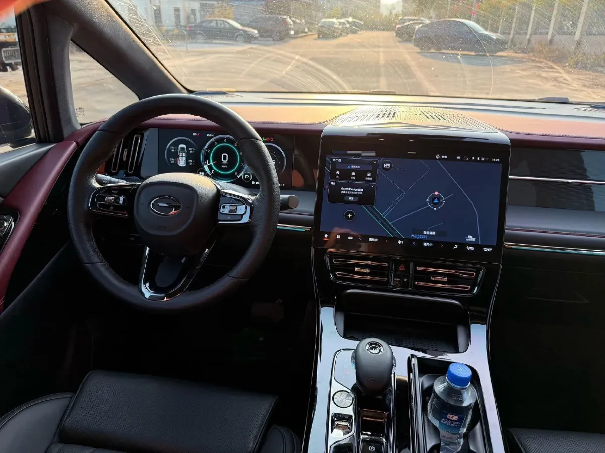 2024 GAC Trumpchi M8 2.0T 252HP L4 8AT,autocango,china used car exporter,china ev exporter,chinese used car exporter,chinese used ev exporter