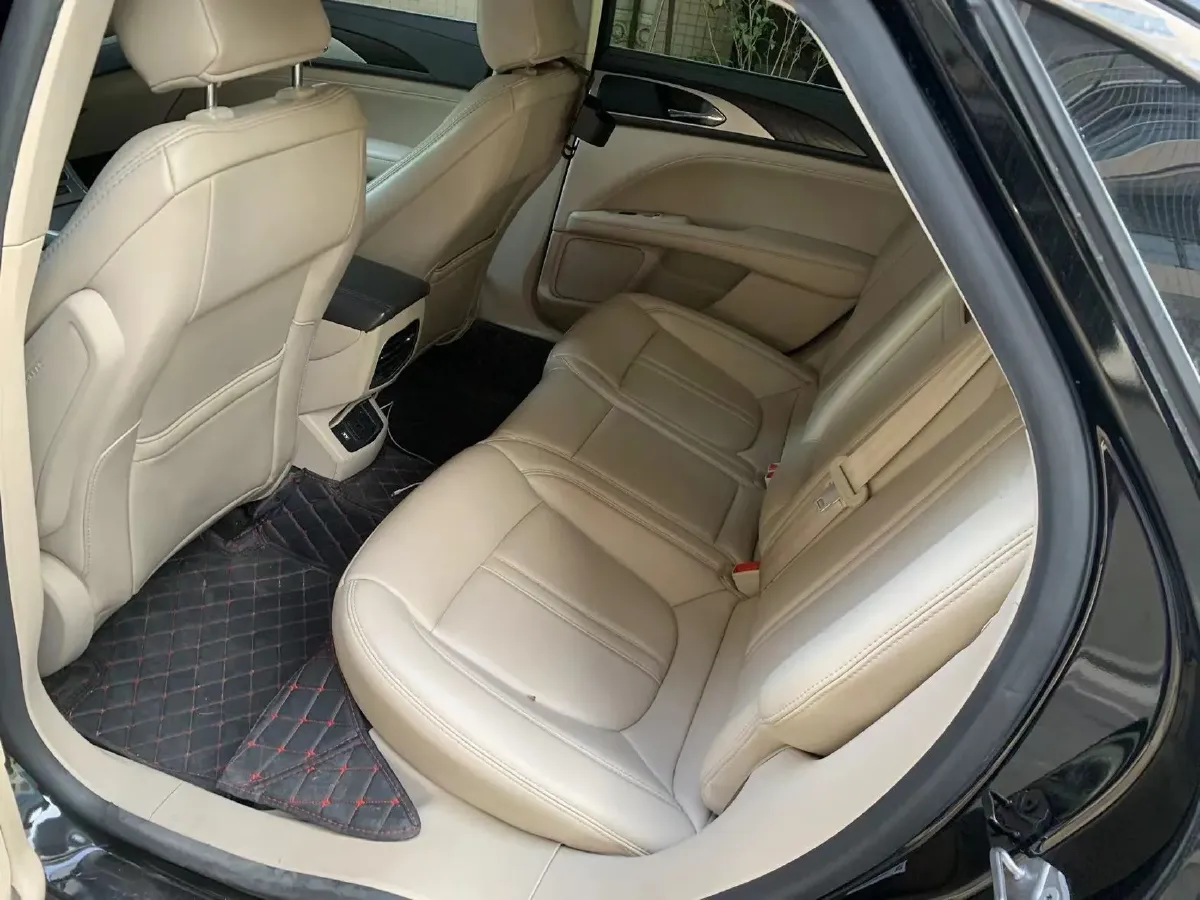 2019 BMW X2 1.5T 140HP L3 7DCT,autocango,china used car exporter,china ev exporter,chinese used car exporter,chinese used ev exporter